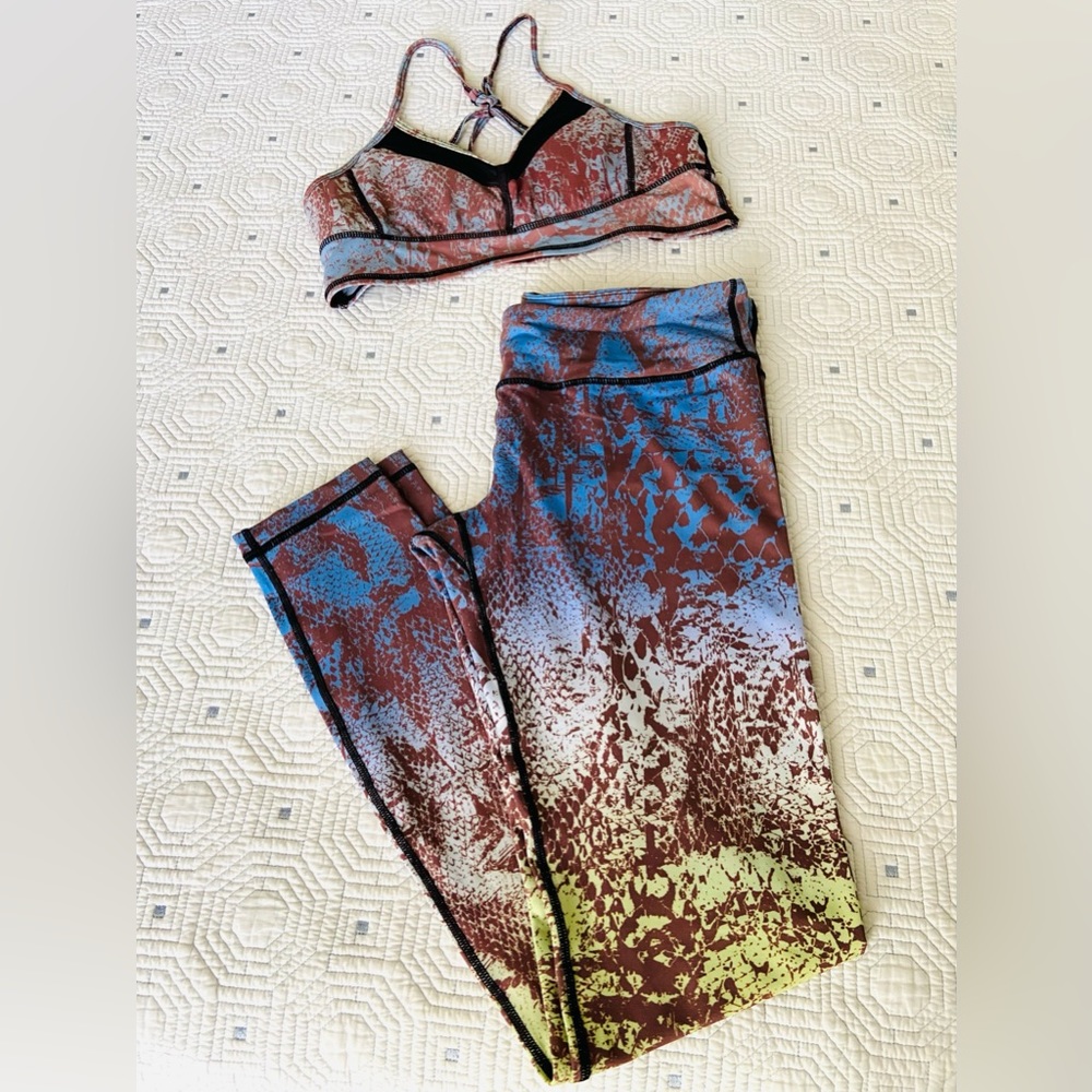 Bundle-VM/MV leggings & bra. Leggings size L, No tag, top size medium. Like new
